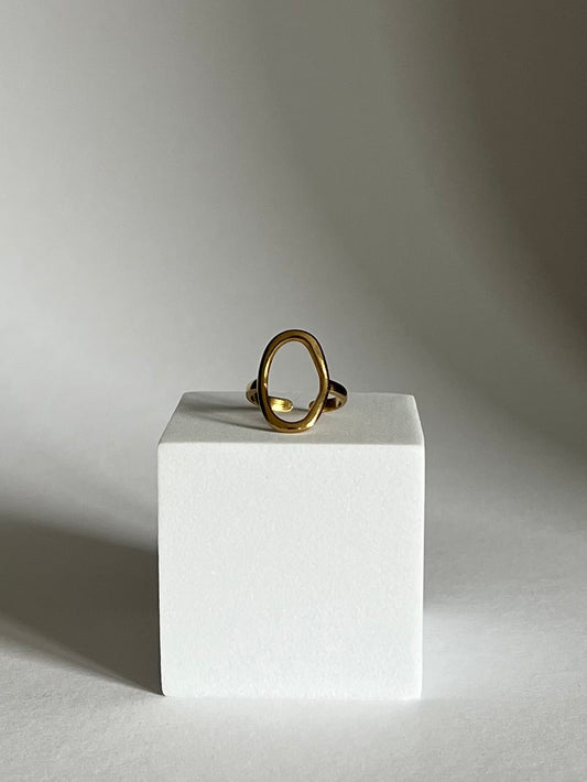 Oval Ring