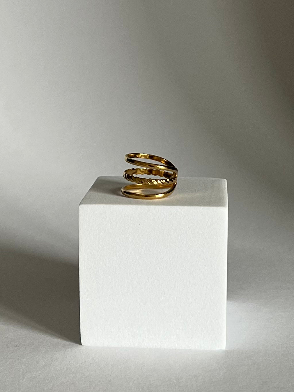 Maya Ring